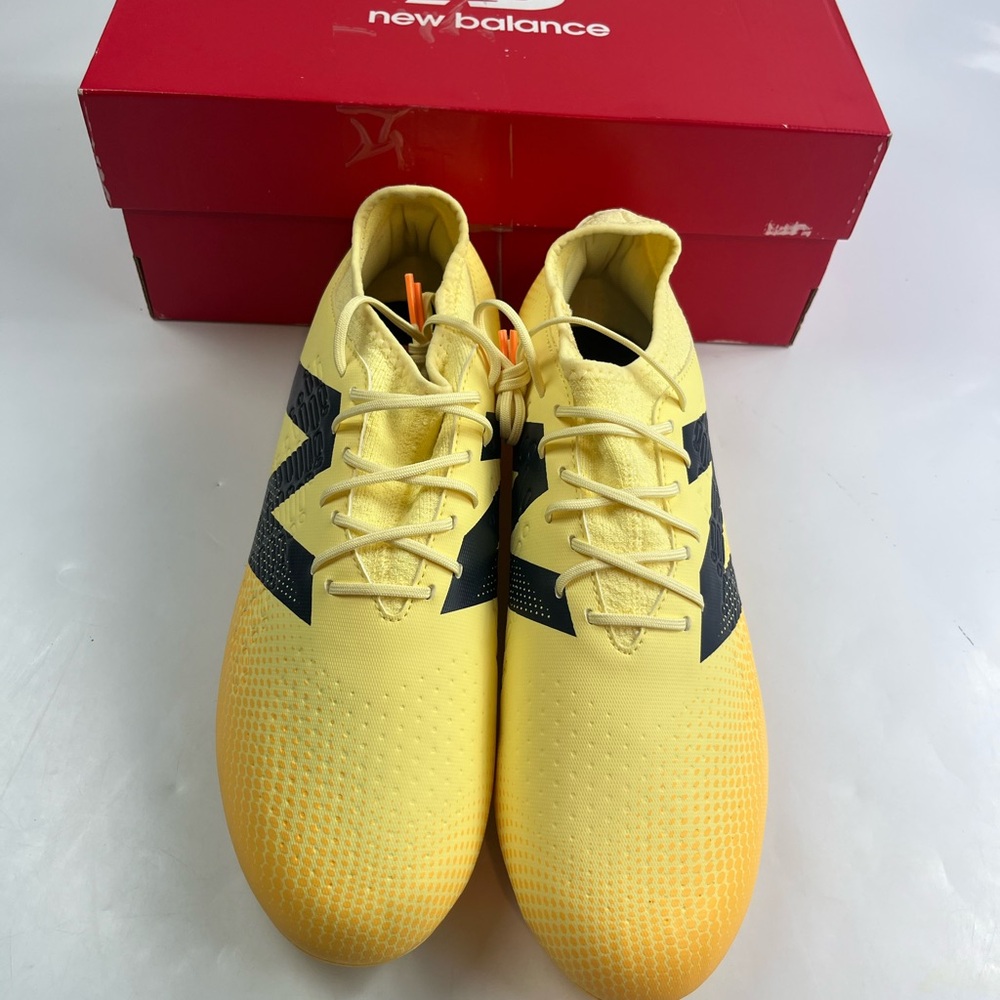New Balance TEKELA MAGIA LOW LACED FG V4+ Football Firm Grou M 12.5 Medium